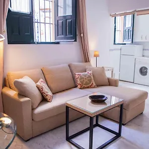 Apartment Gy En Casa Sevillana Junto A Setas, Seville