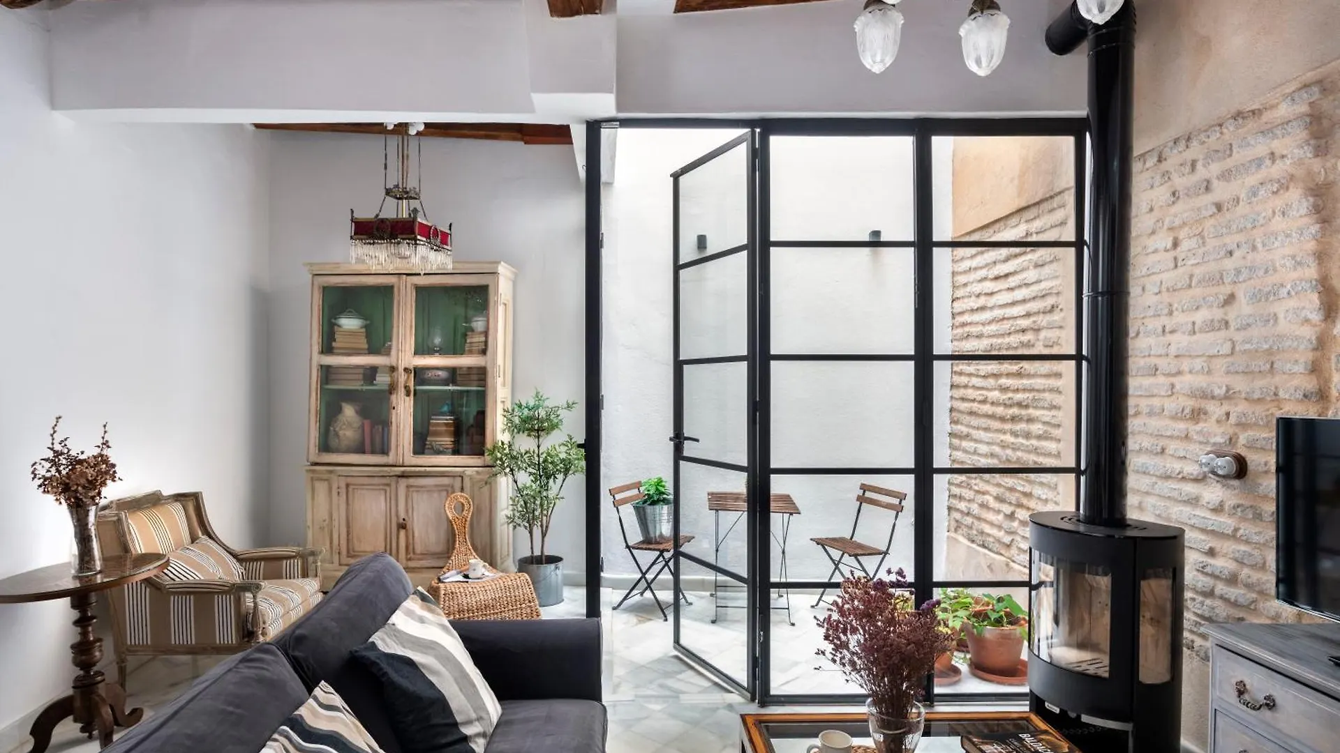 Magno Apartments Virgenes Luxury House Seville